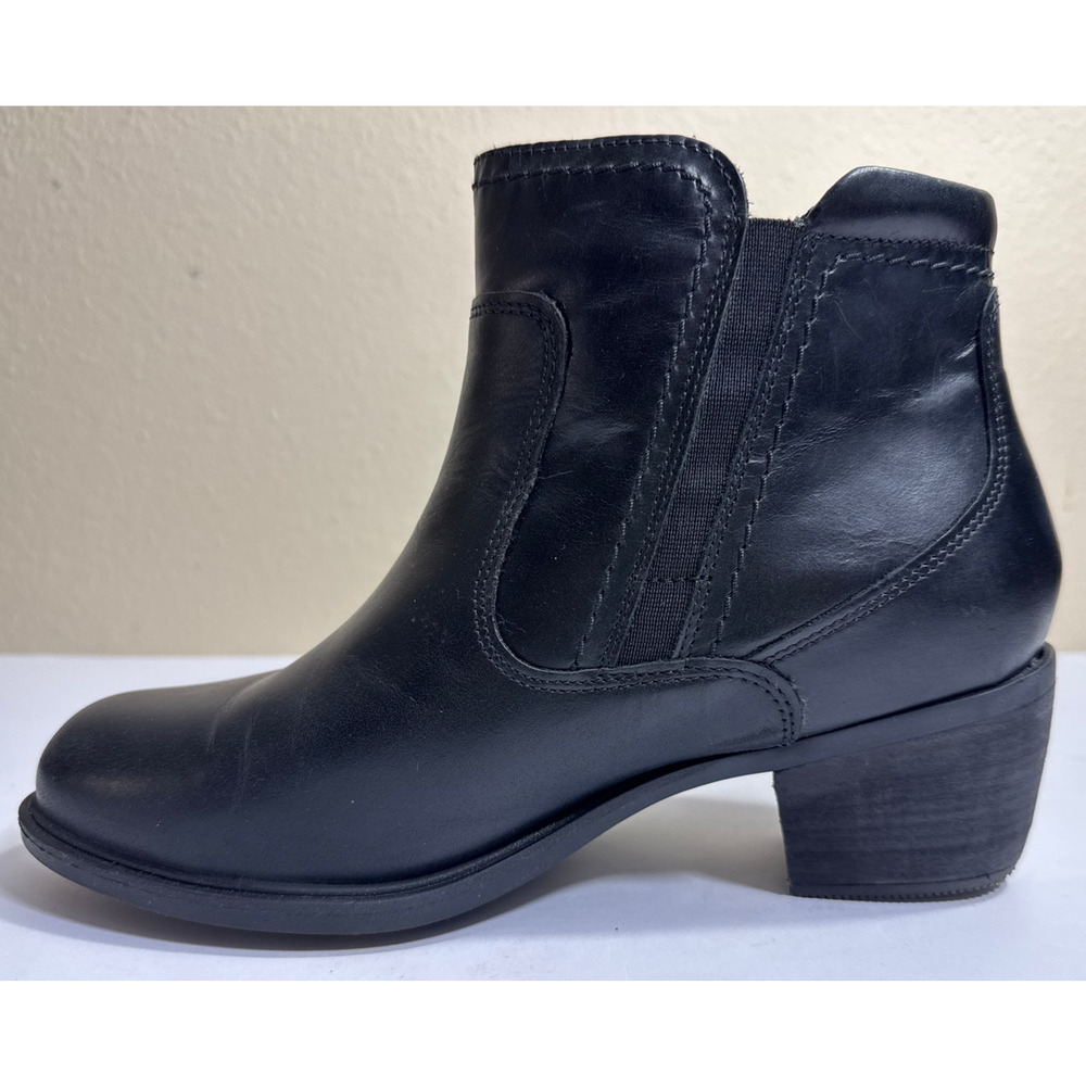 Clarks Women's Neva Zip Waterproof Black Leather Ankle Boot - Size 9 - Picture 4 of 8